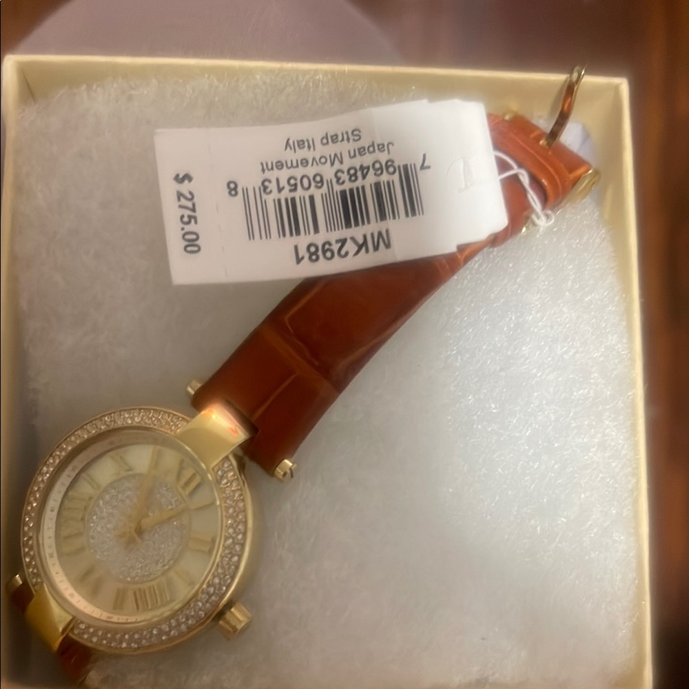 Michael Kors Gold and Brown Elegant Watch